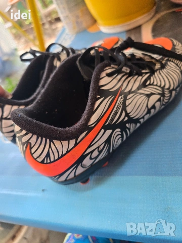 Nike - Детски футболни маратонки Hypervenom Phade II, White/Red, 38 бутонки, снимка 4 - Детски маратонки - 54943163