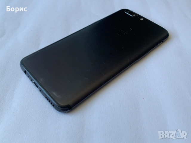 Телефон OnePlus 5, снимка 3 - Други - 55129385