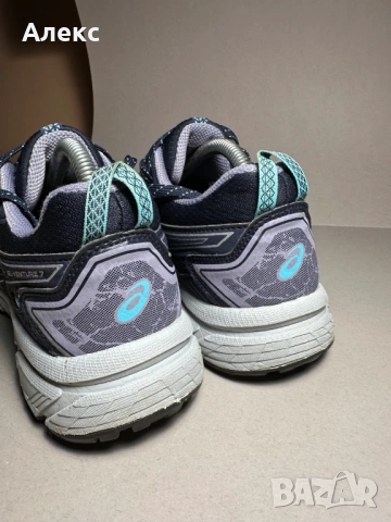 Дамски маратонки Asics Gel-Venture7 почти нови, стелка 27,5 см, снимка 4 - Маратонки - 53953064