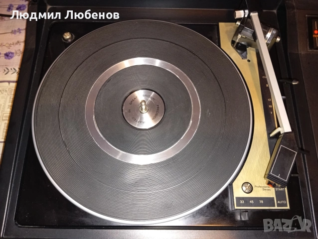 Ретро комбо ITT Грамофон,радио и касетофон , снимка 8 - Грамофони - 54948637