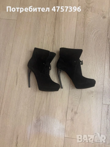 Alexander Mcqueen боти 37 номер