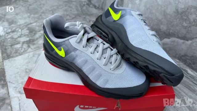 Nike Air Max Invigor, снимка 3 - Маратонки - 55402685