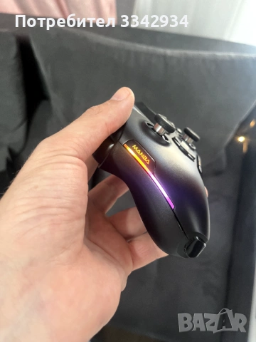 Гейминг Контролер Manba 1, Геймърски Контролер с RGB осветление и станция за зареждане - Чисто Нов, снимка 3 - Аксесоари - 54179078