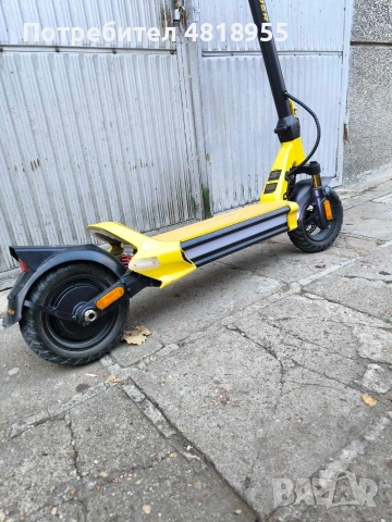 Електрическа тротинетка скутер MANTA Xrider X10 Max, снимка 2 - Велосипеди - 54441924