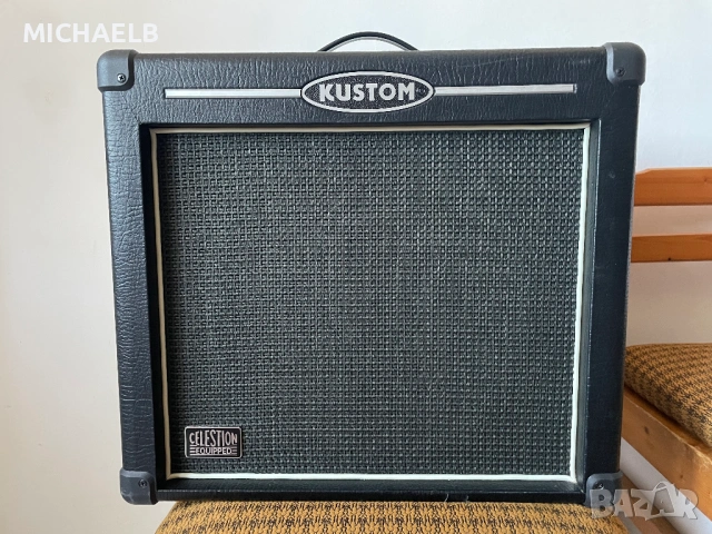 Продавам кубе за китара хибрид KUSTOM HV-30