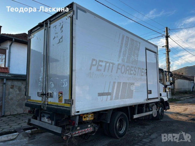Хладилен камион IVECO, снимка 2 - Бусове и автобуси - 54824565