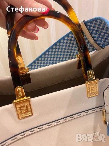 Чанта Fendi Tote bag, снимка 4 - Чанти - 54494640