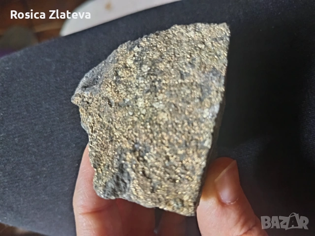 Камък със злато, снимка 4 - Антикварни и старинни предмети - 54485959