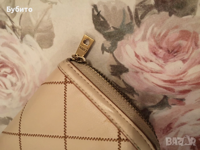 Страхотни протмоненца LOVE Moschino, Hermes, DKNY, Fosiil , снимка 4 - Портфейли, портмонета - 54481182