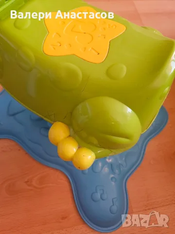 VTech Bounce & Laugh Frog – музикална жаба за скачане / активна бебешка играчка, снимка 5 - Детски люлки - 55504140