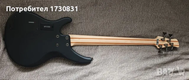 Yamaha TRBX 505 Translucent Black 5-струнна бас китара, снимка 6 - Китари - 55605009