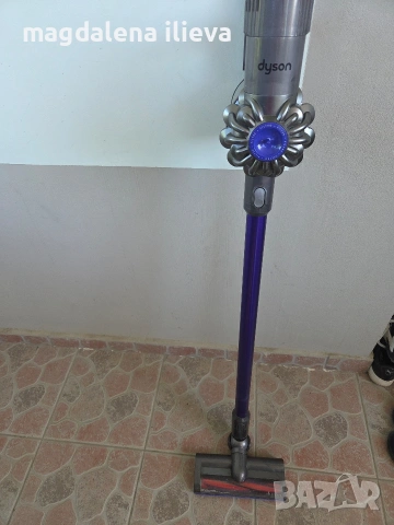 Безжична прахосмукачка Dyson