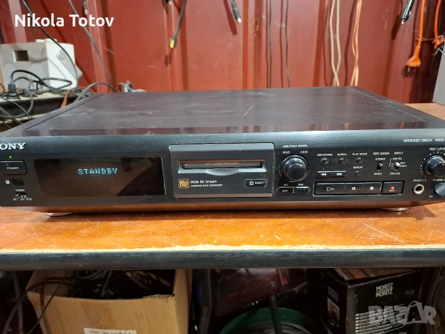 Продава се Minidisc deck SonyMDS-JE510. 