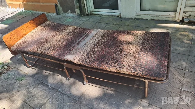 Сгъваемо походно легло, снимка 2 - Спални и легла - 55422760
