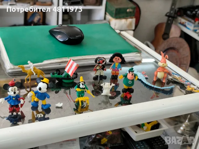 Стари киндер играчки kinder