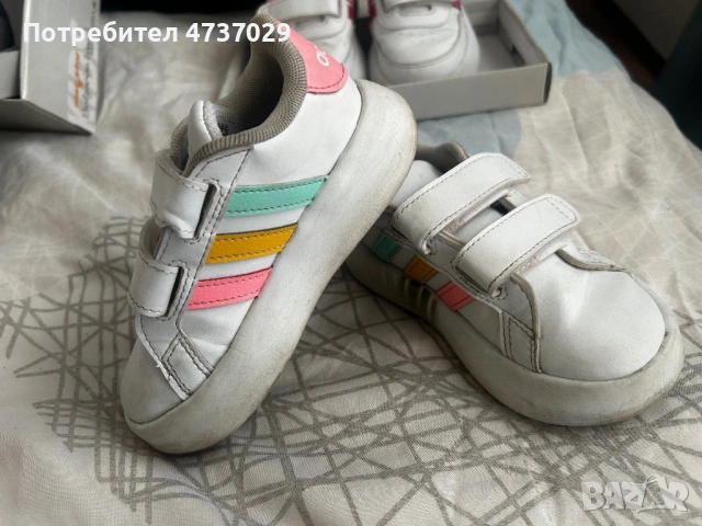Детски маратонки Adidas 25 номер, снимка 2 - Детски маратонки - 54316176