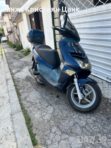 Продавам: Aprilia Leonardo 300 куб. см., снимка 2 - Мотоциклети и мототехника - 54625371