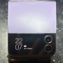 Телефон Samsung Galaxy Z Flip 4 / 128GB / 8GB RAM, снимка 3