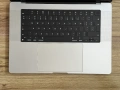MacBook Pro 16 M1 Max`10 CPU/32 GPU/32GB RAM/1TB SSD/Бат 20ч, снимка 3
