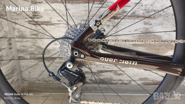Карбонов шосеен велосипед Guerciotti Veloce S Disc Ultegra/105 Mix Velomann V30R | M (Пребоядисван), снимка 4 - Велосипеди - 55612121