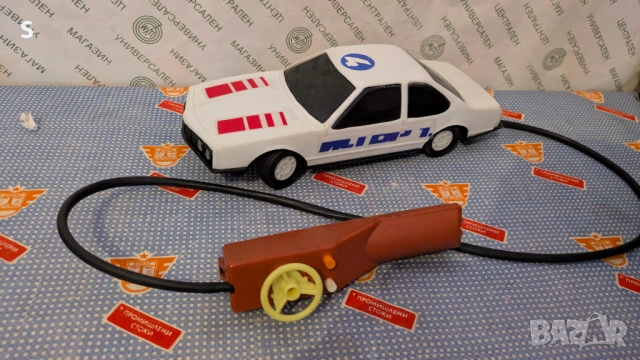 Стара играчка - BMW 