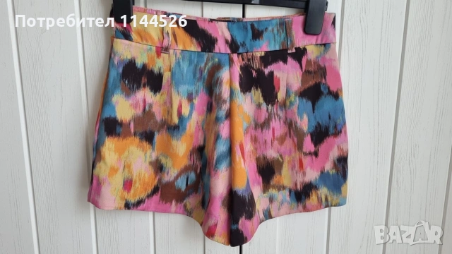 Къси пъстри сатенирани панталонки River Island, XS
