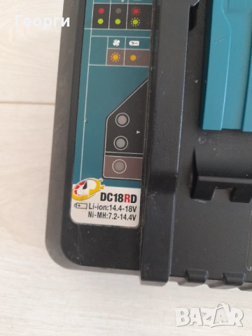Makita батерии и зарядно, снимка 5 - Други инструменти - 54704211