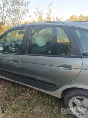 Продавам Рено Меган Сценик газ /бензин 1,6 1997г ,90 к.с. 