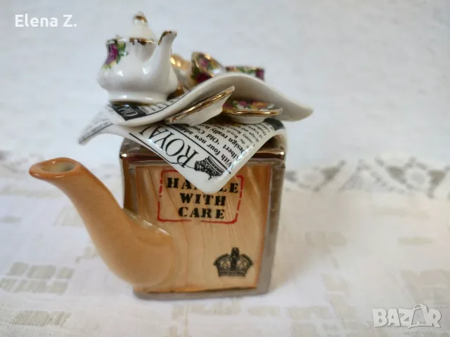Royal Albert Старите селски рози - колекционерски чайник Cardew, снимка 5 - Колекции - 55508347