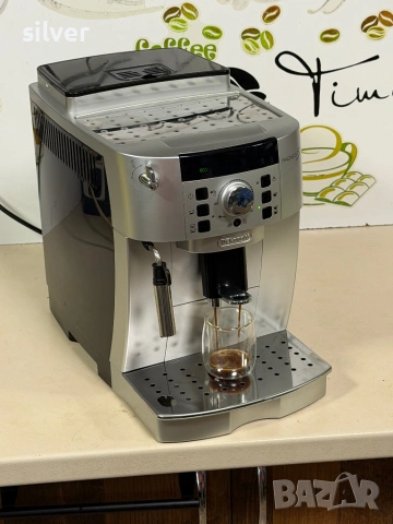 Кафемашина кафе автомат delonghi magnifica S с гаранция, снимка 3 - Кафемашини - 54724350