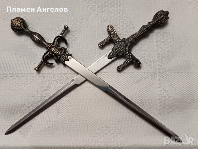 Колекционерски миниатюрни мечове-Ножове за писма. , снимка 6 - Други ценни предмети - 53979601