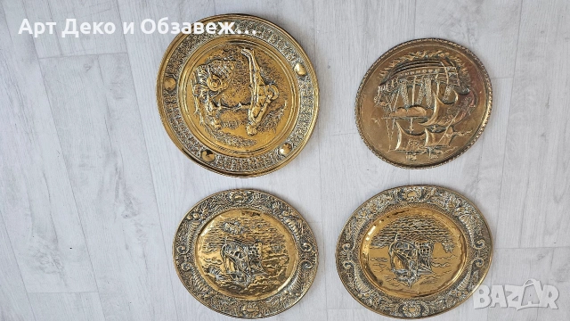 Бронзови пана за стена