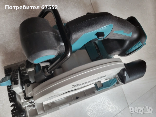 Безчетков циркуляр Makita DHS680. Сямо тяло. Цена: 115€ (крайна), снимка 4 - Триони и циркуляри - 54150241