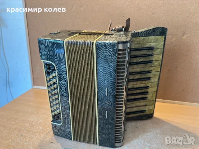 стар акордеон /24 баса/