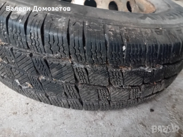 Резервна гума от Мерцедес Sprinter , снимка 2 - Гуми и джанти - 55224878