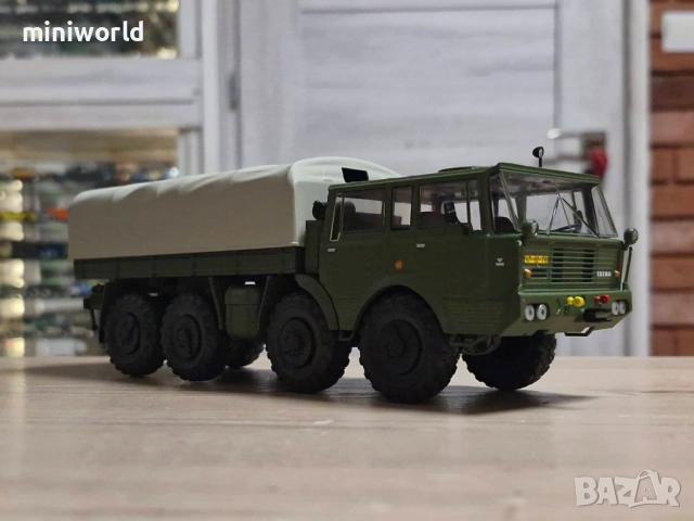 Tatra T813 "KOLOS" 8x8 1967 - мащаб 1:43 на DeAgostini моделът е нов в блистер, снимка 6 - Колекции - 54436365