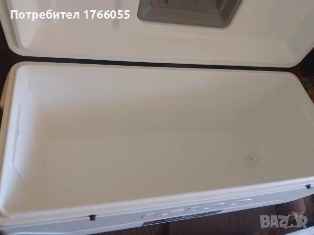 Хладилна чанта Igloo makcold 165QT-280 кенчета, снимка 6 - Хладилни чанти - 55681357