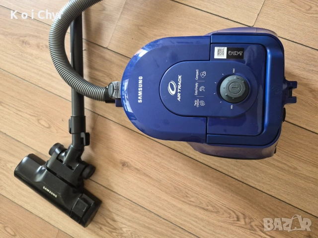 Прахосмукачка Samsung Air Track SC4300 – компактна и в отлично състояние, снимка 3 - Прахосмукачки - 55277089