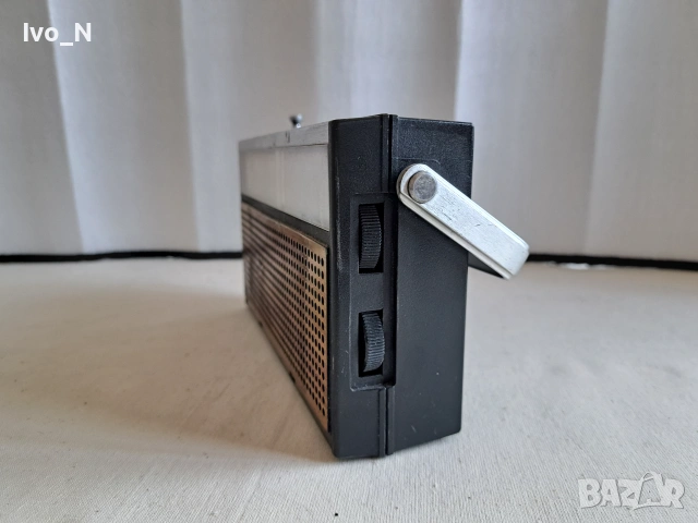 Ретро радио ITT-Schaub- Lorenz-Junior-Automatic-103., снимка 3 - Радиокасетофони, транзистори - 54956610