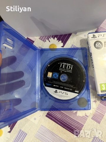 PlayStation 5 (PS5) конзола с 2 контролера и 4 игри (Spider-Man, FIFA 23, GTA V, Star Wars), снимка 8 - PlayStation конзоли - 55599418