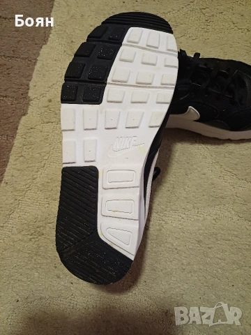 Спортни обувки Nike Air – стил, комфорт и модерна визия, снимка 4 - Маратонки - 54511533