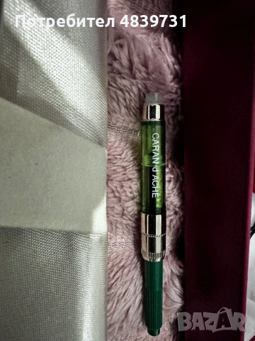 Продавам Caran d'Ache Léman Slim — 18K злато, Medium, швейцарско качество, подаръчен сет, снимка 4 - Антикварни и старинни предмети - 54962395