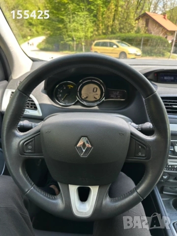 Renault Megane Cope 1.9dci 130к.с., снимка 12 - Автомобили и джипове - 54438152