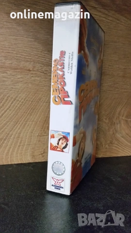 Видеокасета " СЕМЕЙНО ПРОКЛЯТИЕ " VHS , снимка 3 - Други жанрове - 55039028