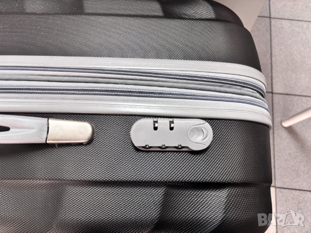 Голям Твърд Куфар с Колела, снимка 6 - Куфари - 54146134