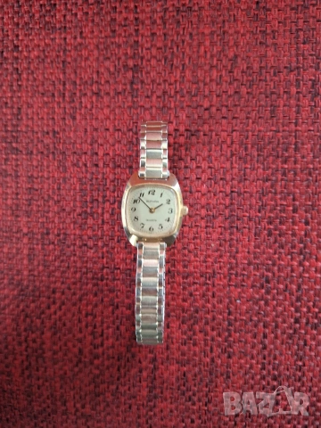 Позлатен дамки винтидж часовник GÜTHRA, снимка 7 - Дамски - 54014441