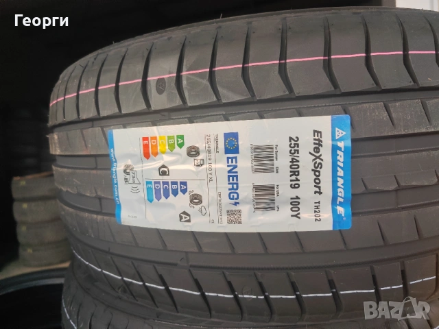 Летни гуми 255/40/19 Triangle