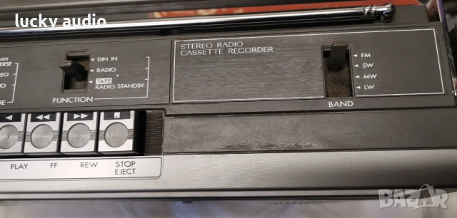 Касетофон JVC R 555L, снимка 8 - Радиокасетофони, транзистори - 54398004