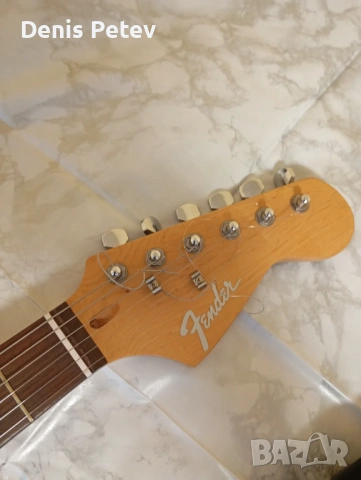 Продавам електрическа китара модел fender в много добро състояние, с класически fender цвят., снимка 6 - Китари - 54650489