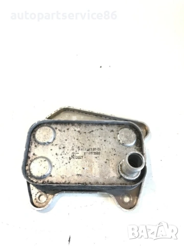 Маслен охладител за Mercedes Sprinter 2.2 CDI (2003) A6121880101 